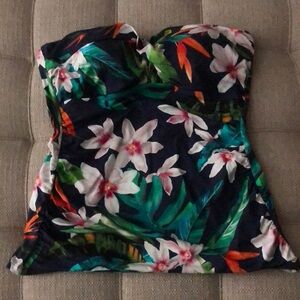 Floral Strapless Top